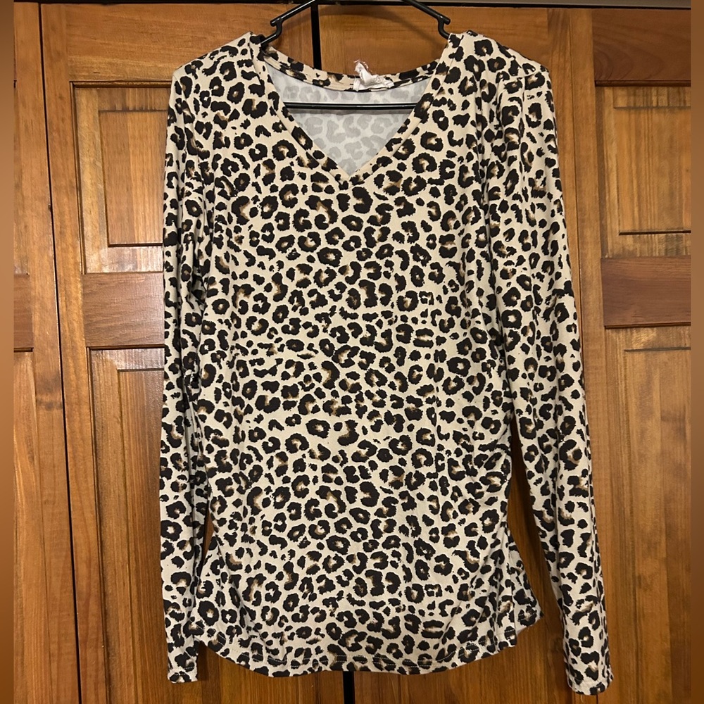 Stylish Leopard Print Long Sleeve Top